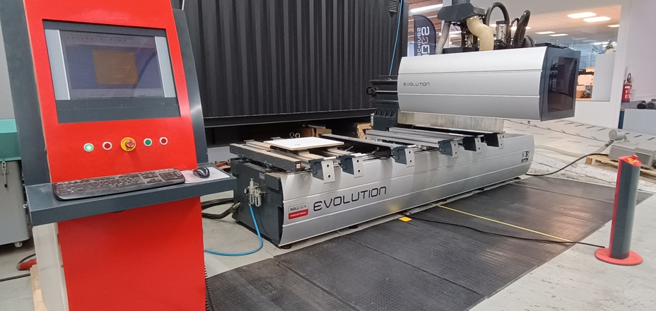 Holztech Industrial Evolution C Centre d'usinage, console par CN