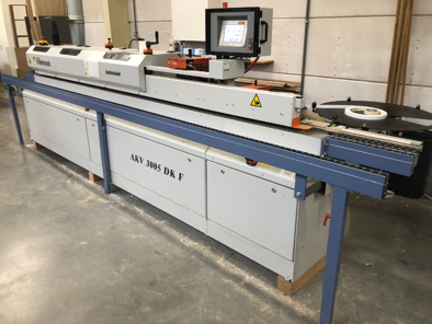 Encolleuse de chants Hebrock AKV 3005 DK-F